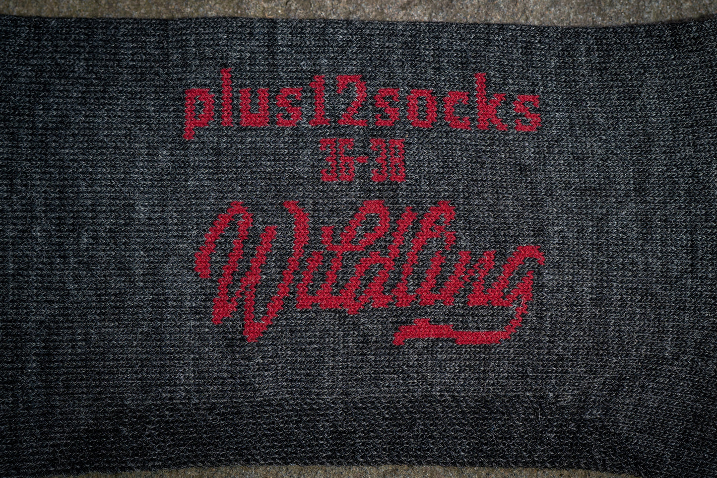 Plus12Socks "Hawk Moth"