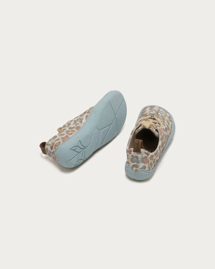 wildling-shoes-AOPRI-LEO-Kids-02.webp