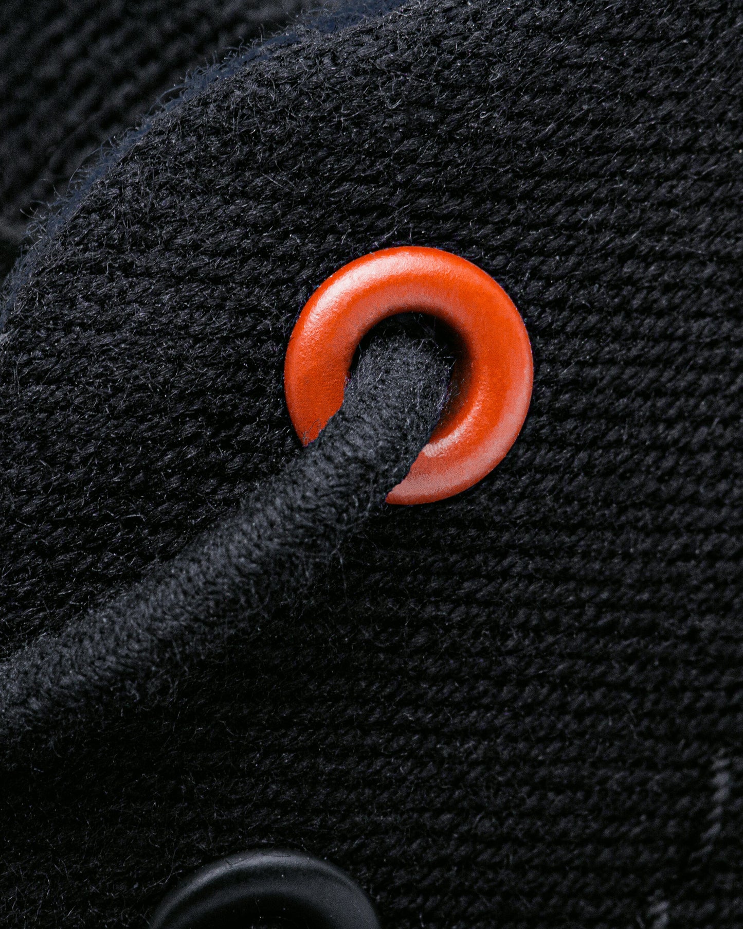 wildling-shoes-ATMO-BLACK-Kids-detail-1_PDP.jpg