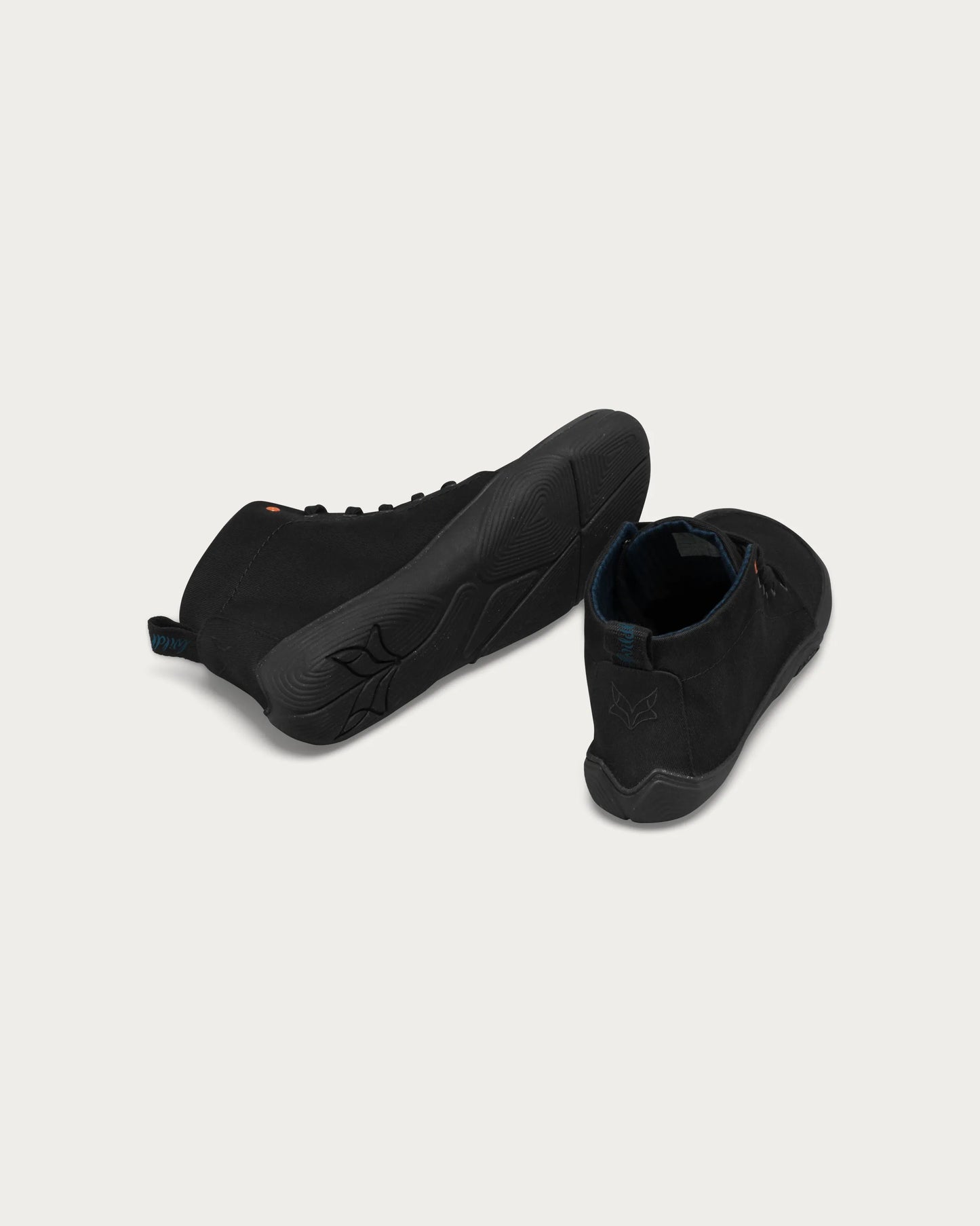 wildling-shoes-ATMODOIS-BLACK-Adults-02.webp