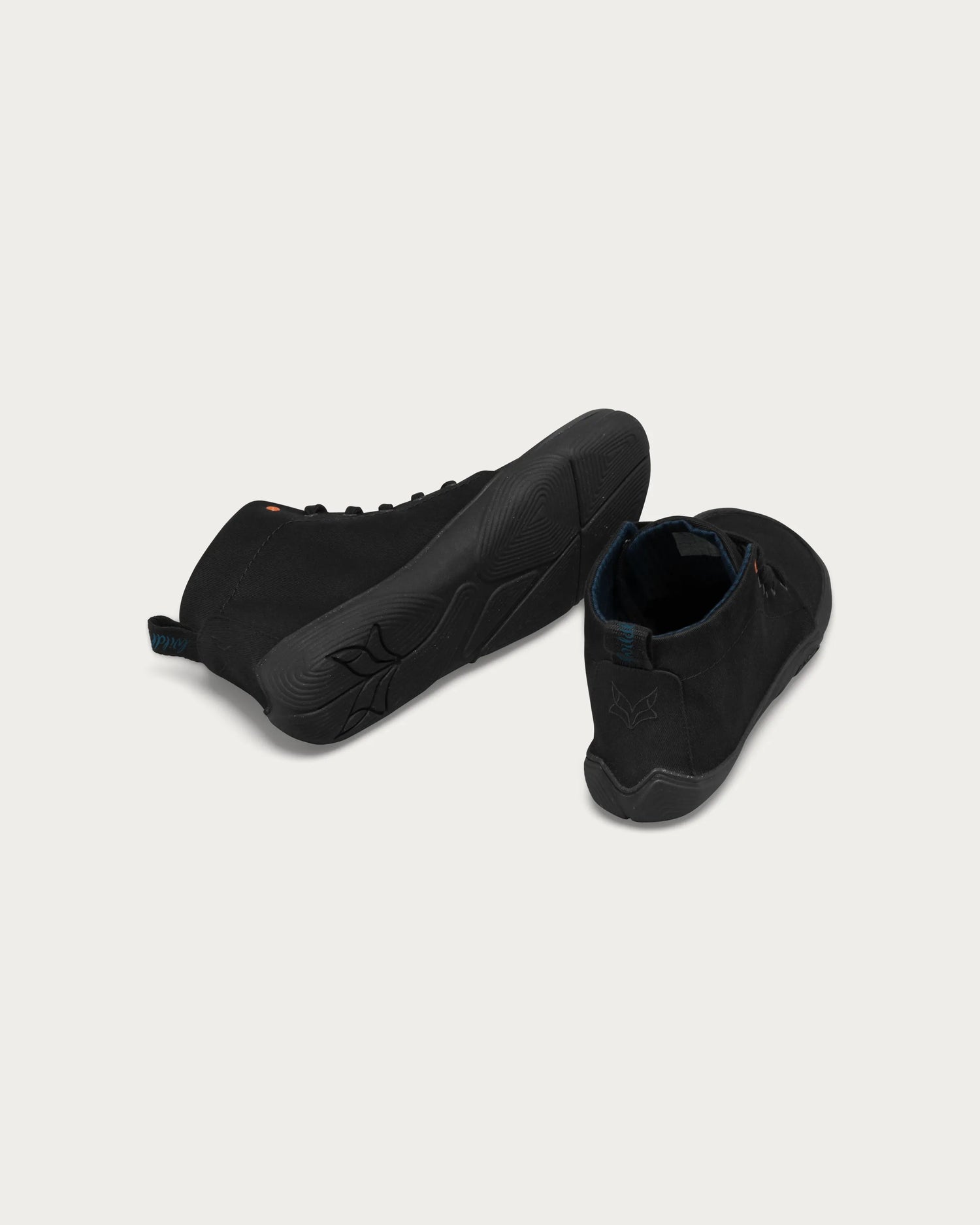 wildling-shoes-ATMODOIS-BLACK-Adults-02.webp