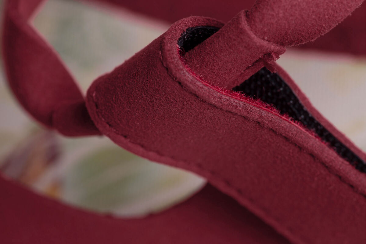 wildling-shoes-Feder Fuchsia--A-K-detail-05.jpg