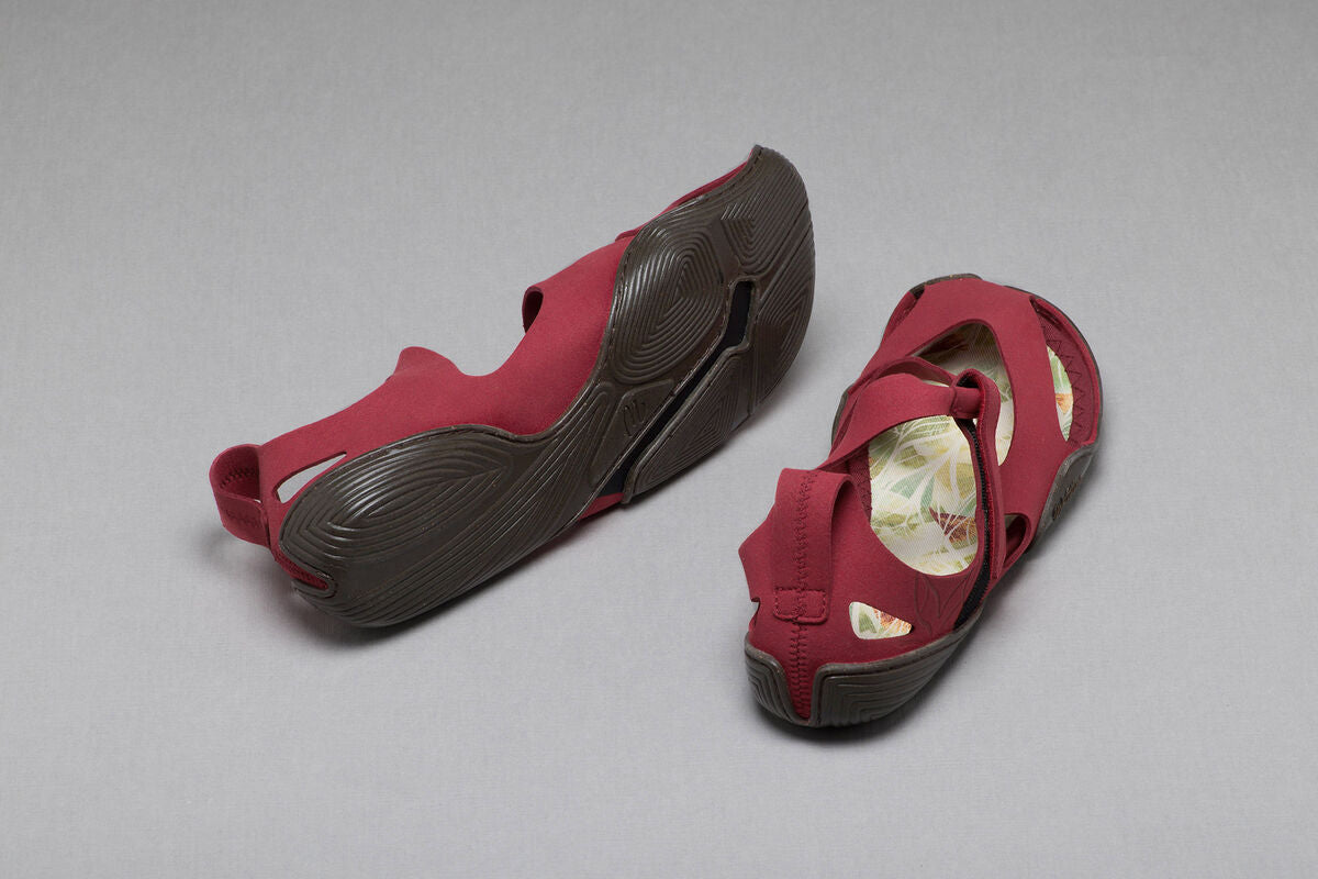 wildling-shoes-Feder Fuchsia-Adults-02.jpg