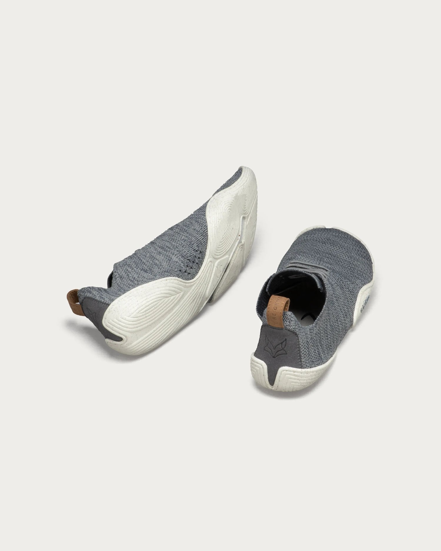 wildling-shoes-NITTUGO-GREY-Adults-02.webp