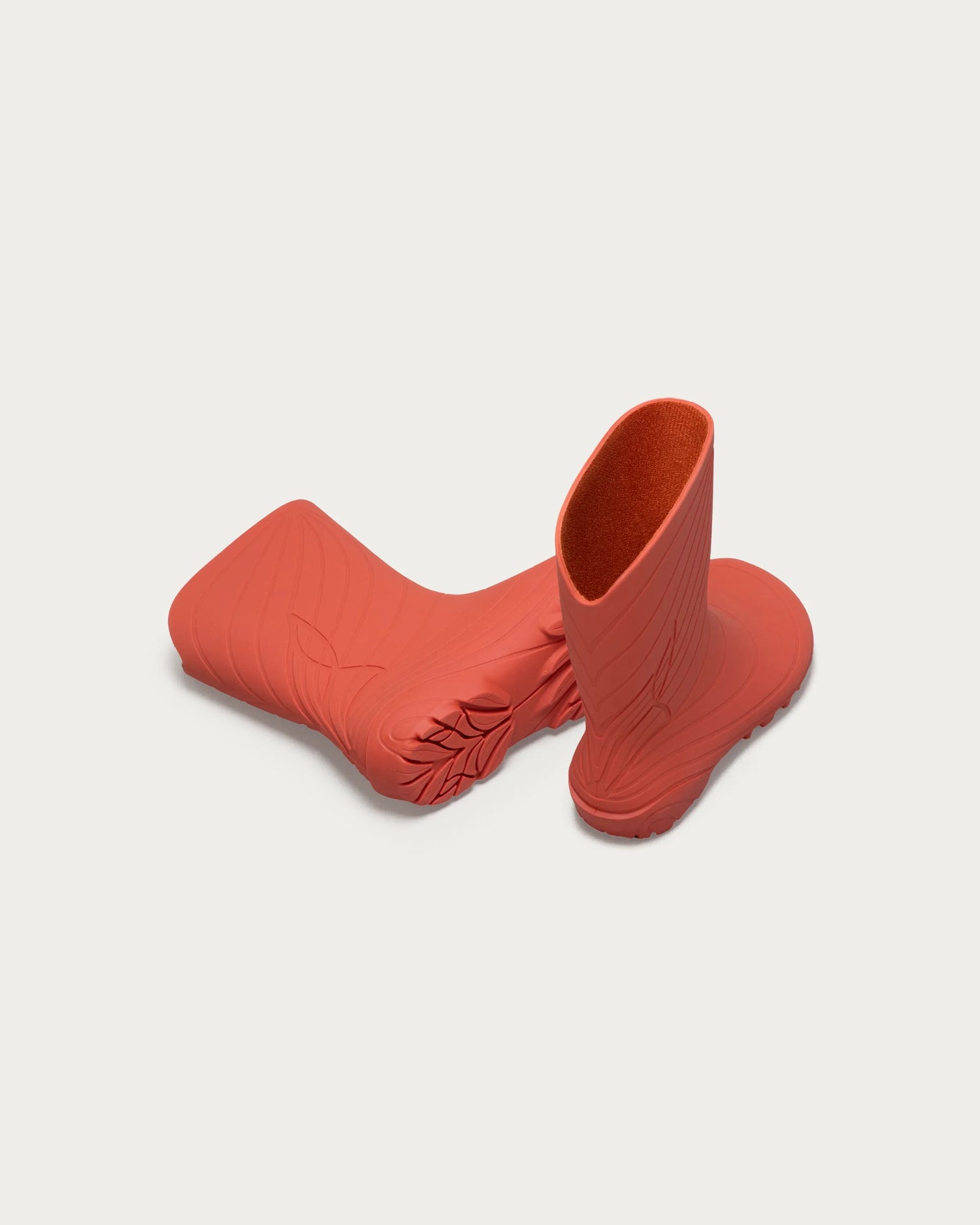 wildling-shoes-RANIDAE-ORANGE-Kids-02.webp