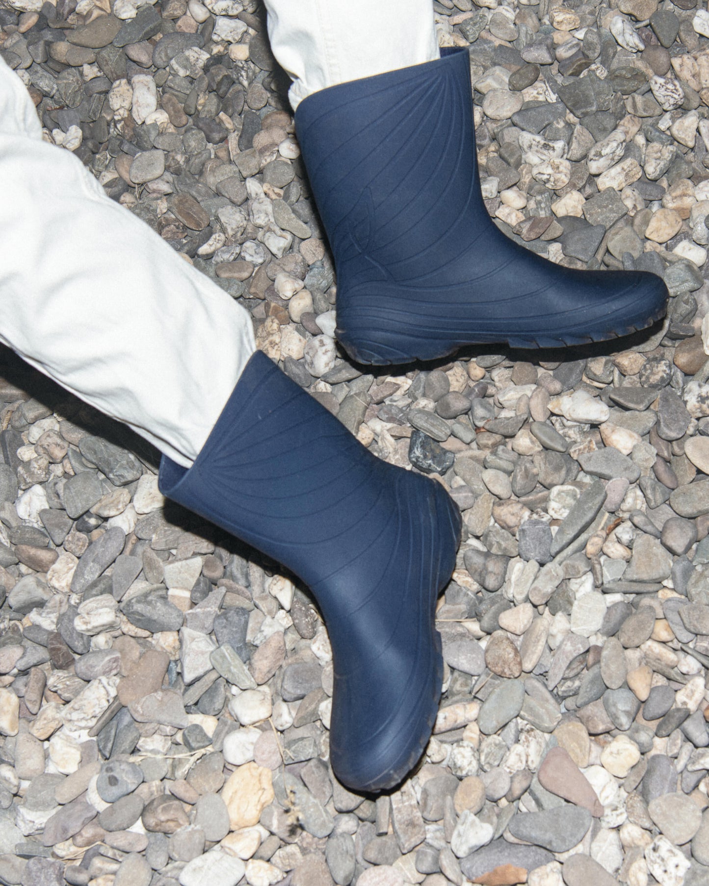 wildling-shoes-Ranidae-indigo-Adults-06.jpg