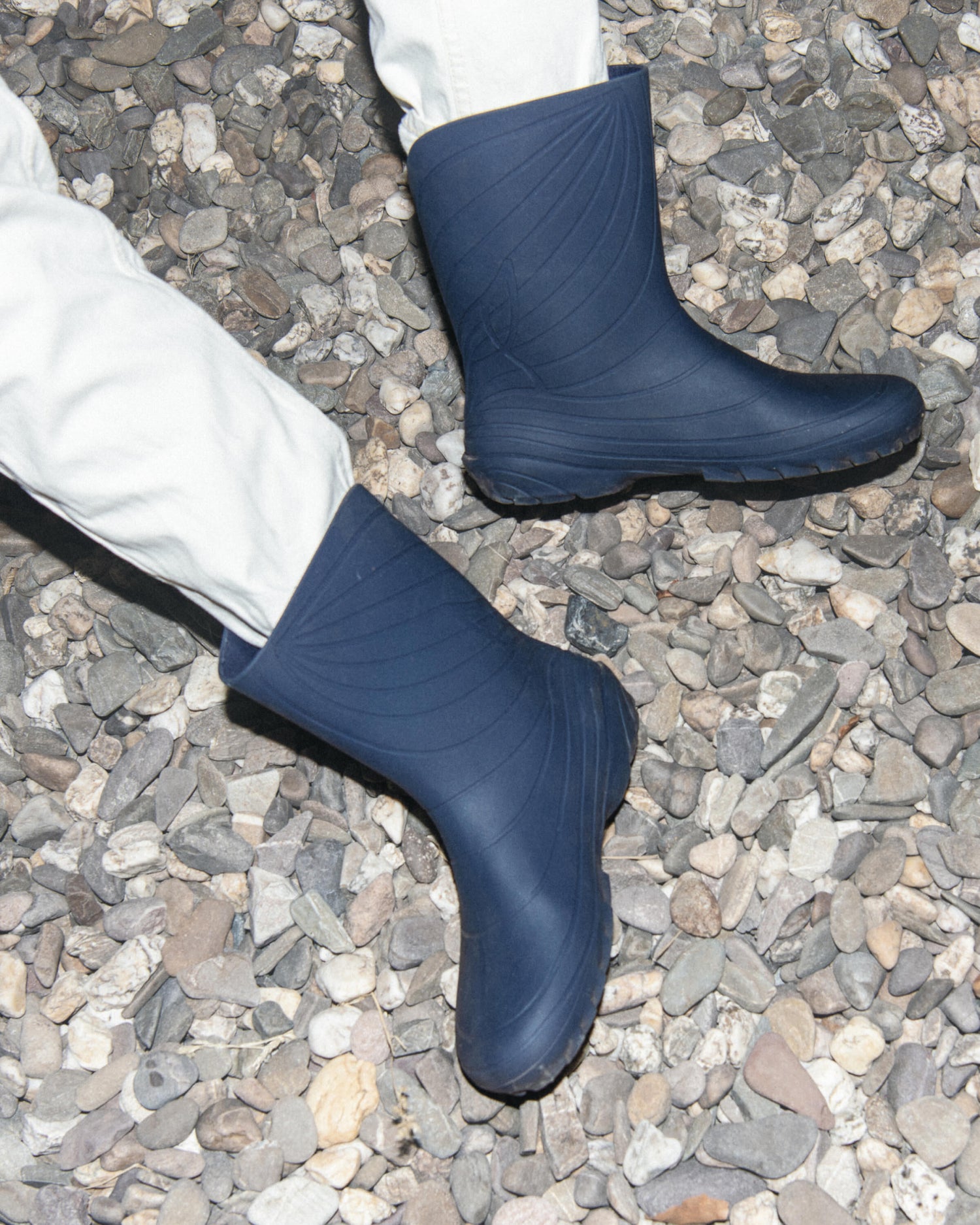 wildling-shoes-Ranidae-indigo-Adults-06.jpg