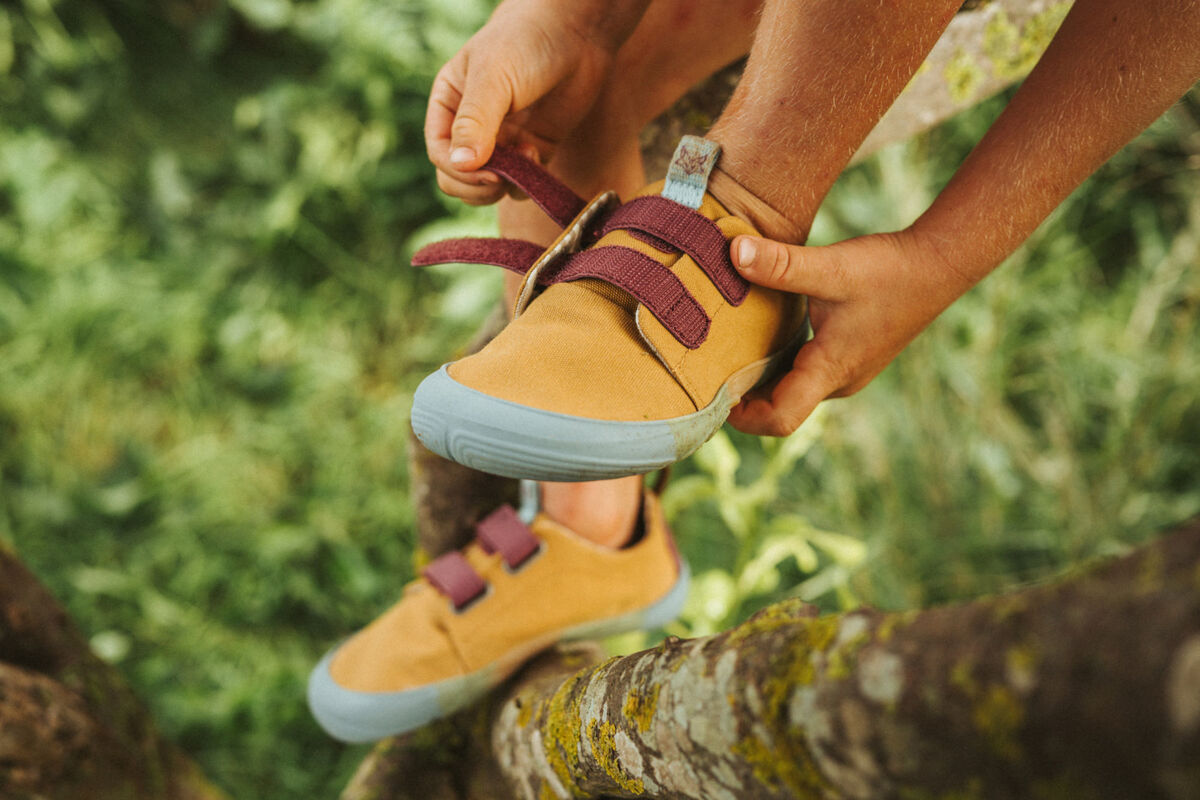 wildling-shoes-Robulo-camel-Kids-05.jpg