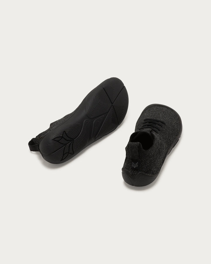 wildling-shoes-VISAO-ONYX-Adults-02.webp