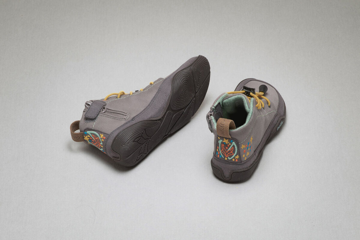 wildling-shoes-XELEB-Kids-02.jpg