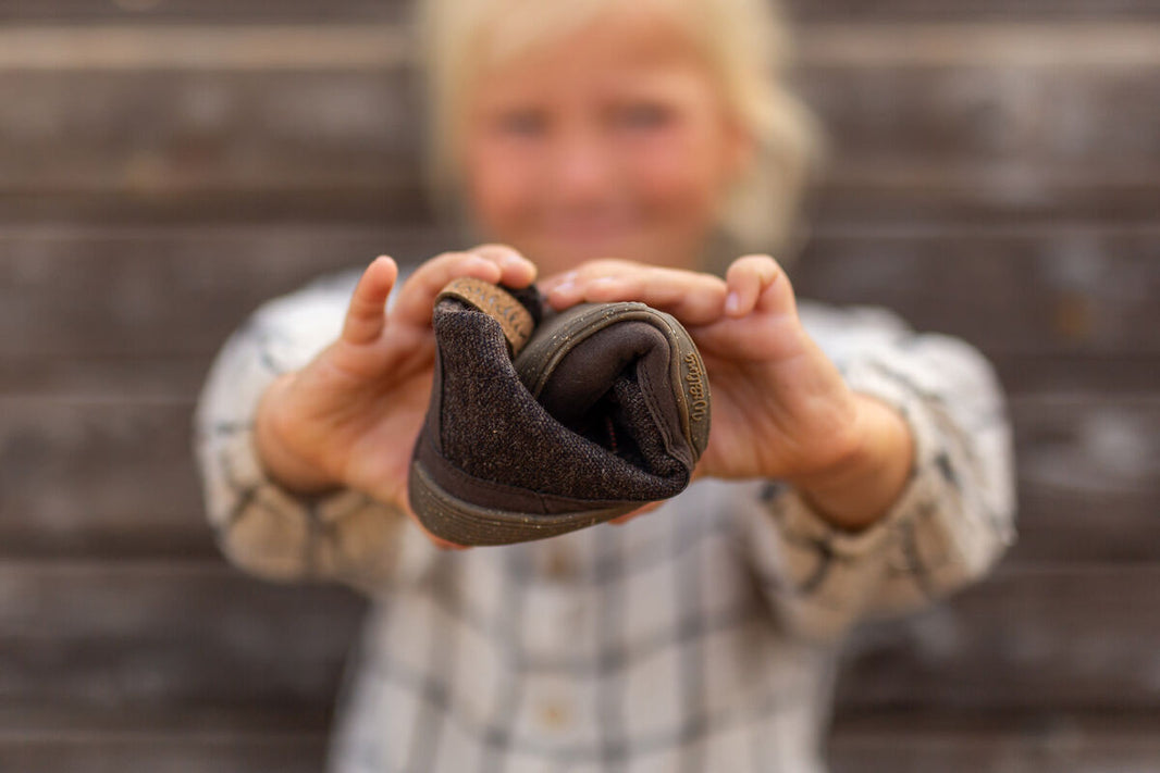 wildling-shoes-marron-brun-kids-05.jpg