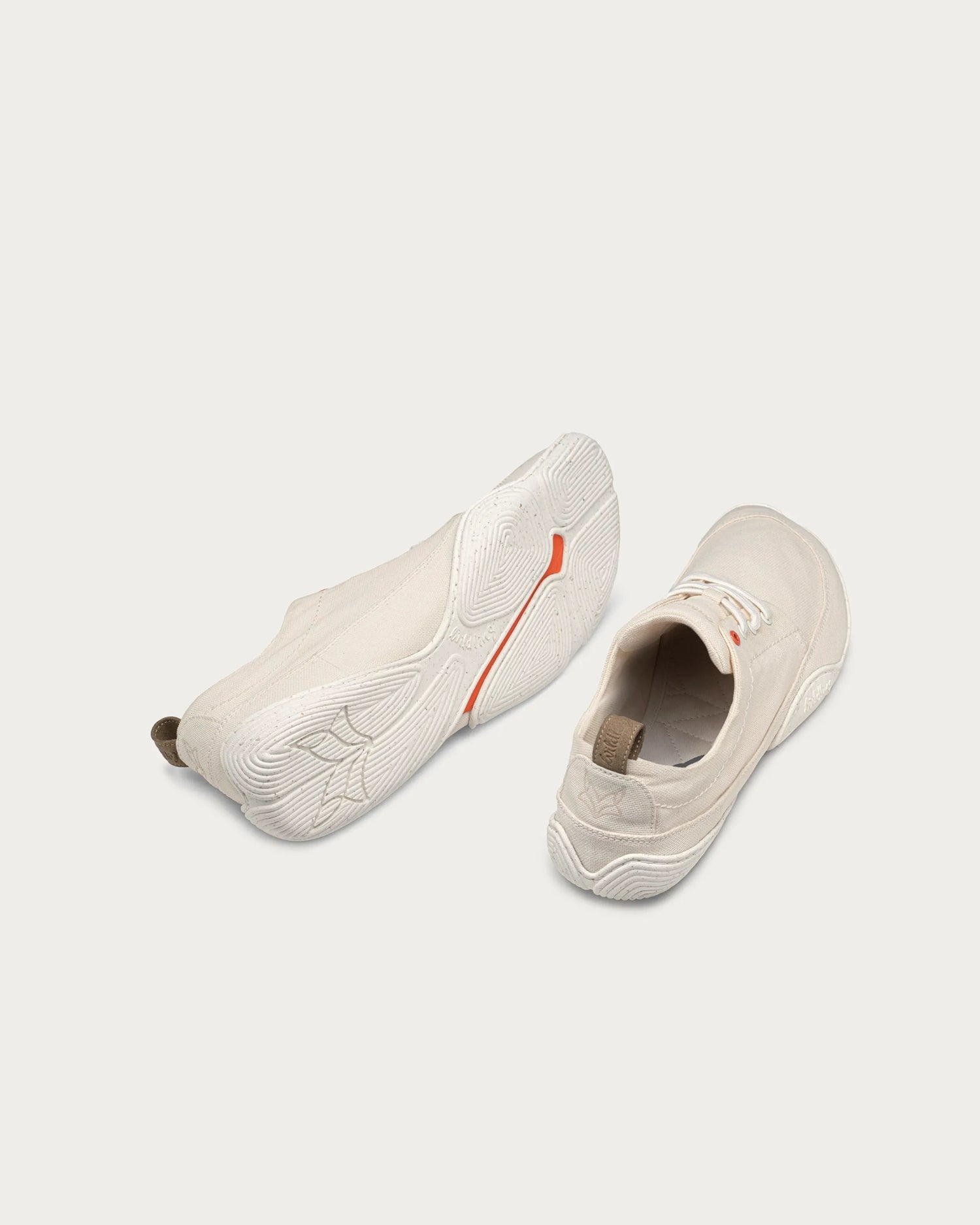wildling_shoes_TANUKI_NIJI_Adults_2.webp
